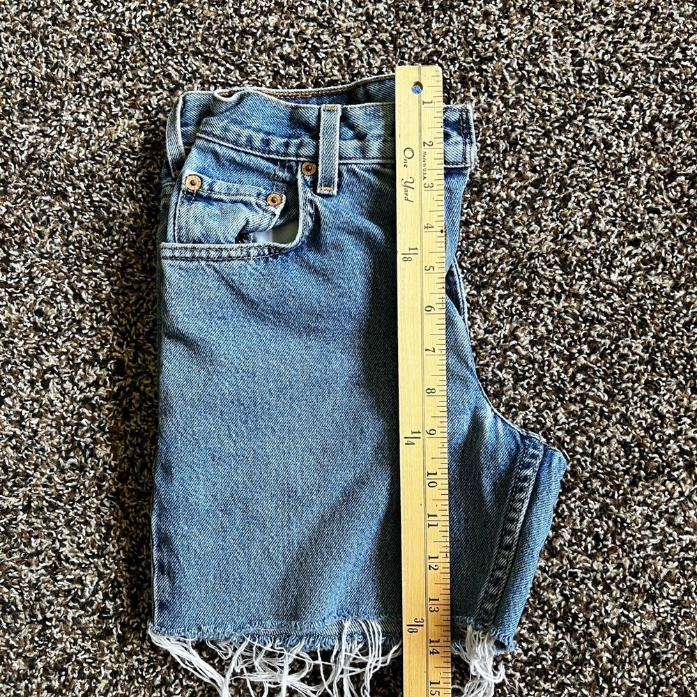 Levi's Relaxed Fit Blue Denim Jeans - Picture 4 of 4